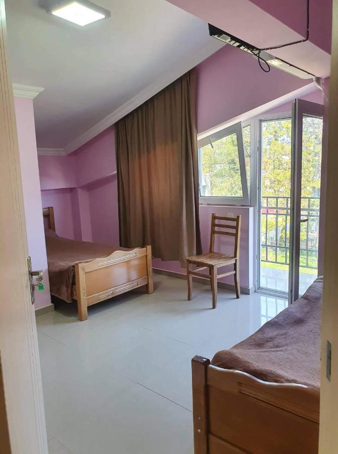 Hotel Lotus يوريكي المظهر الخارجي الصورة